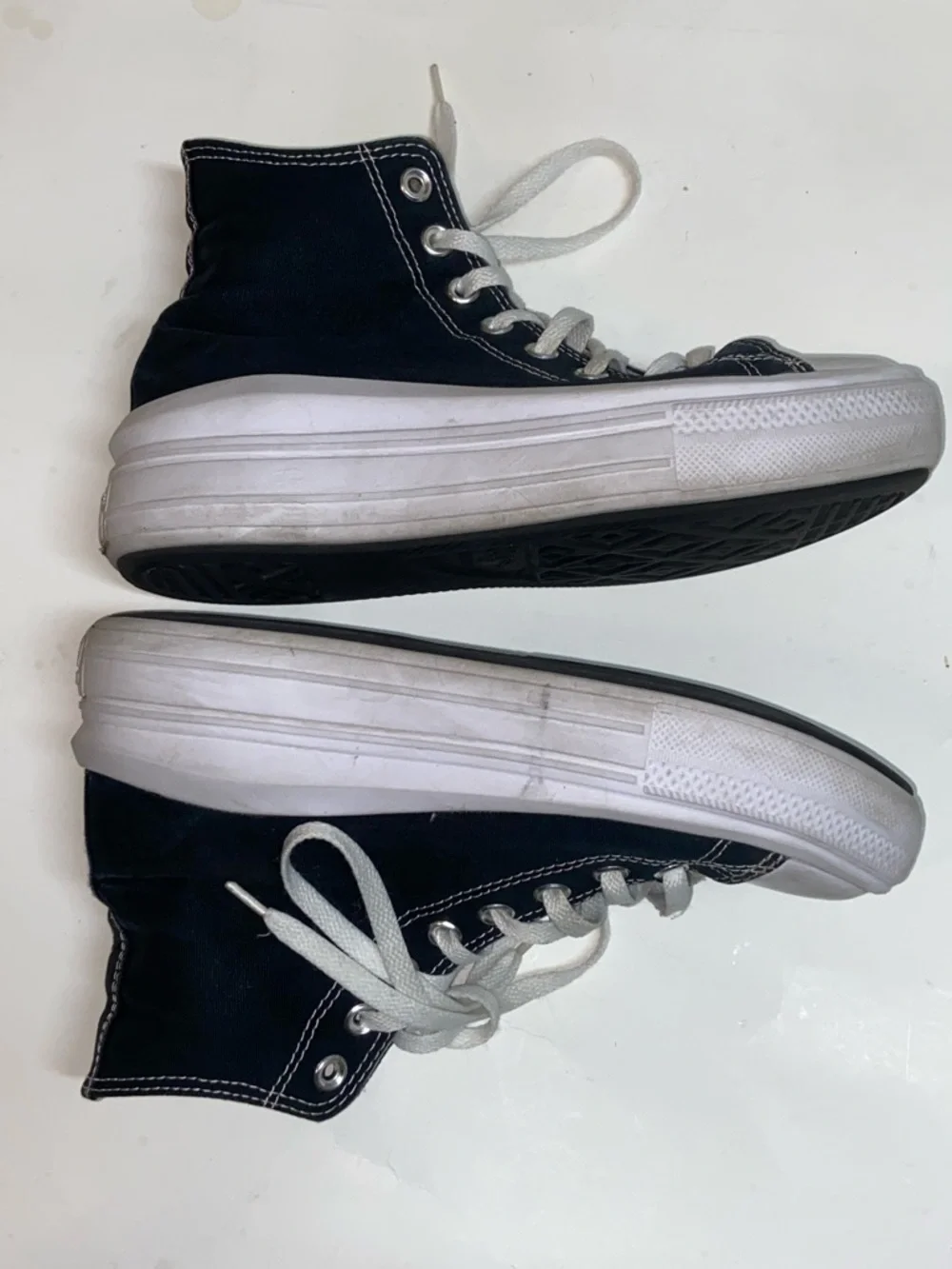 Converse Chuck Taylor All Star Black and White High-Top Platform Sneaker 568497C - Picture 5 of 11